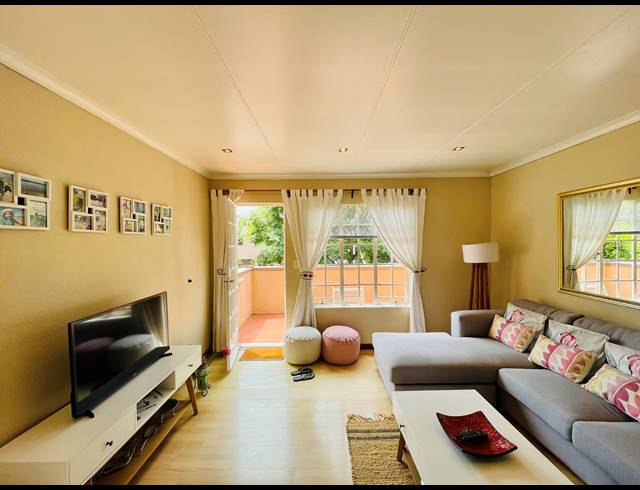 3 BEDROOM APARTMENT RENTED IN PAULSHOF